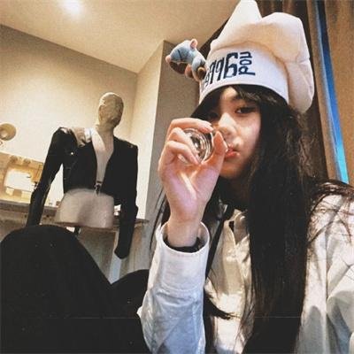 抬起头来